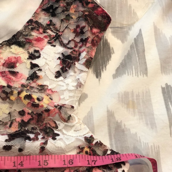 NWOT Connected Brand-Floral embroidered dress sz12 Beautiful Spring/summer dress - Picture 10 of 12